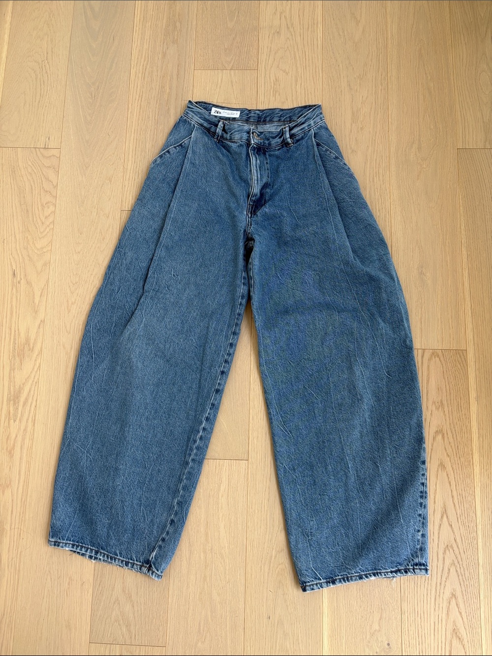 Zara Wide-Leg Denim Jeans
